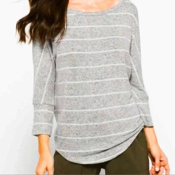 Mix by 41 Hawthorne 3/4 Cuffed Sleeve Sweater - Picture 1 of 5